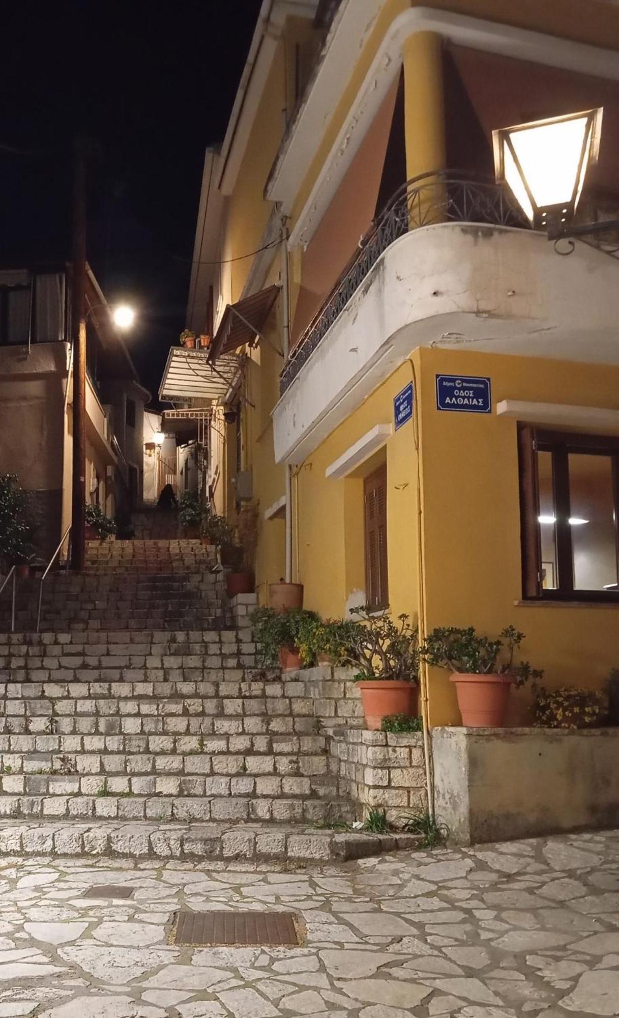 Nafpaktos Old Town公寓 外观 照片